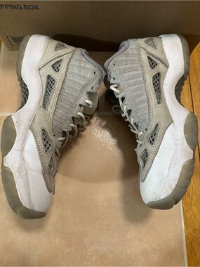 Nike Air Jordan XI sneakers
